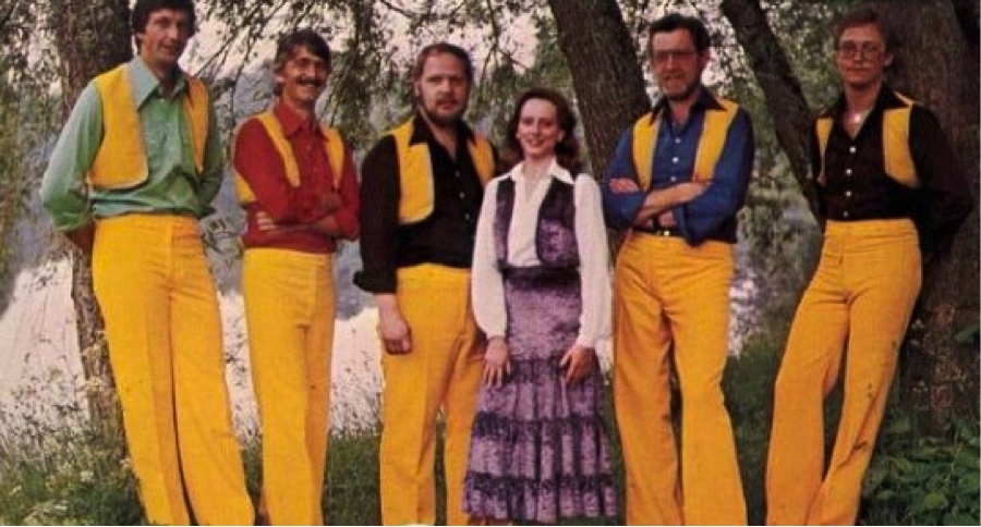 The answer is...techno beat please...Swedish Dance Band! These people are indeed members of the Thor Silwens.