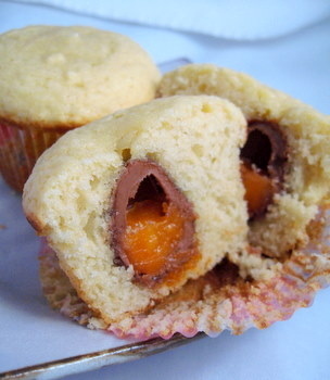 Surprise them with a sweet faux-yolky center!