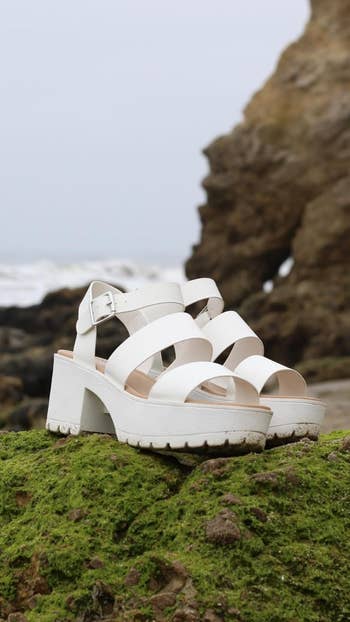 reviewers white platform sandals