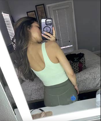 reviewer showing backmost  of greenish  mentation    