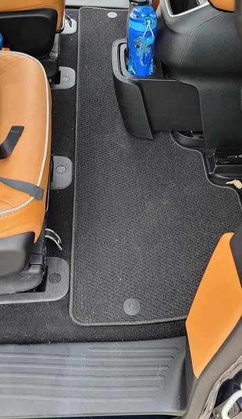 The same reviewer's backseat floor completely sand-free after using the vacuum 