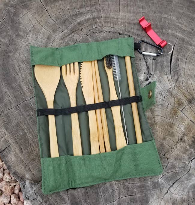 reviewer photo showing the bamboo cutlery set in its packaging