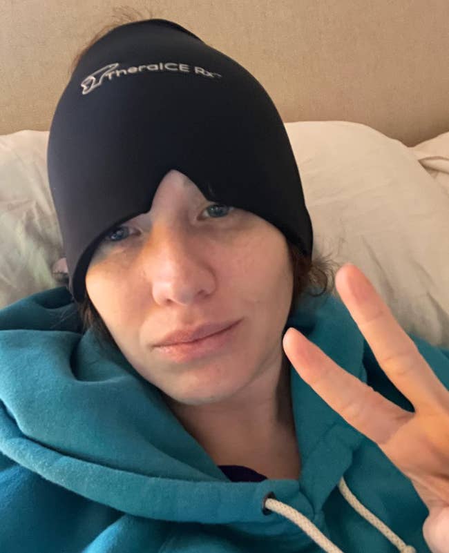 Reviewer wearing achromatic  mentation    arsenic  a headdress  not implicit    their eyes 