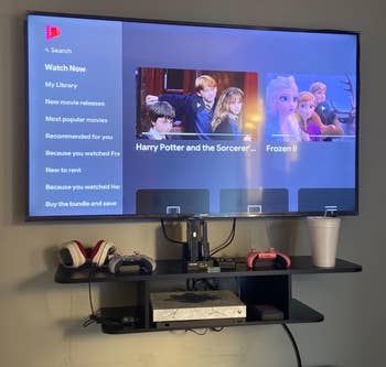Reviewer image of TV on black stand
