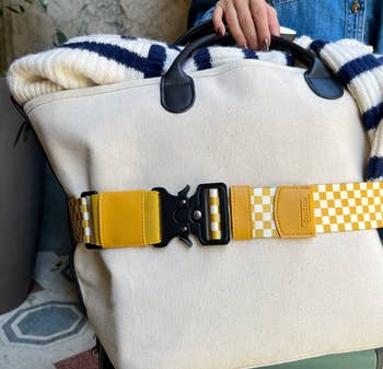 the travel belt in the waffle color