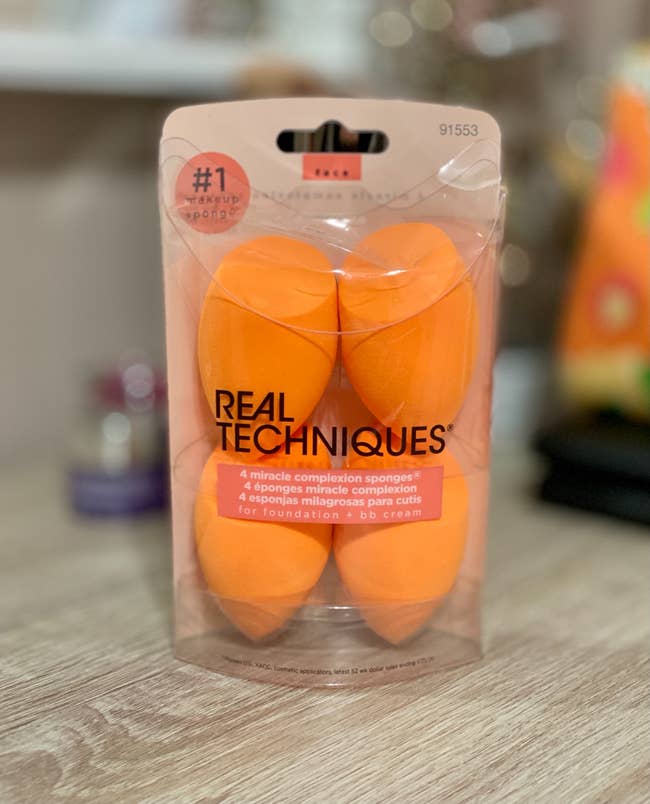 Reviewer's pack of sponges on table