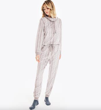 model wearing cable knit pajama set in fog