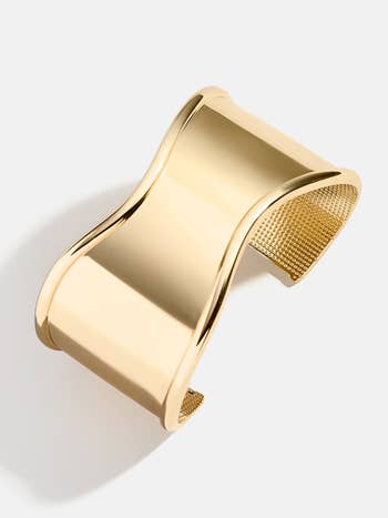 Gold wave-design bracelet