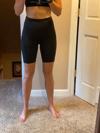 another reviewer wearing the bike shorts in black