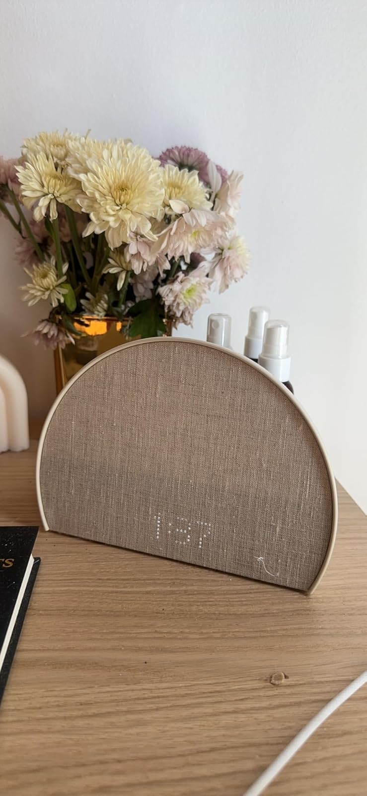 A astute  alarm clock