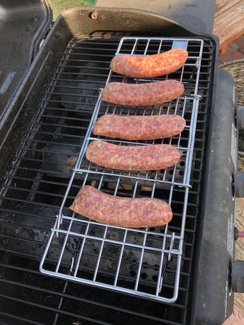 13 Best Grill Racks For A Successful Sizzling BBQ 2022