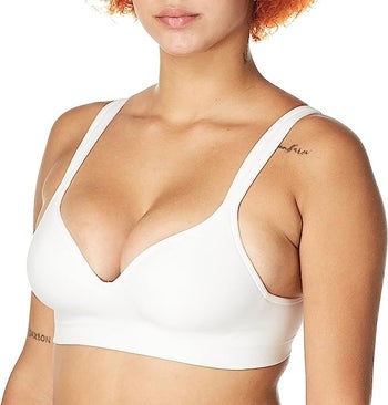 model wearing white bra 
