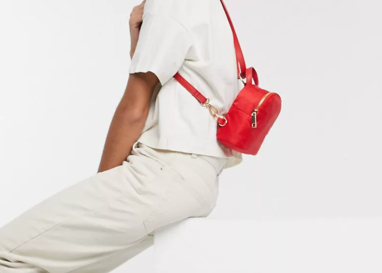 asos red bolsa