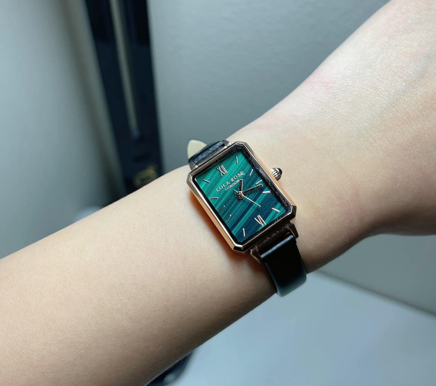 reviewer wearing the watch