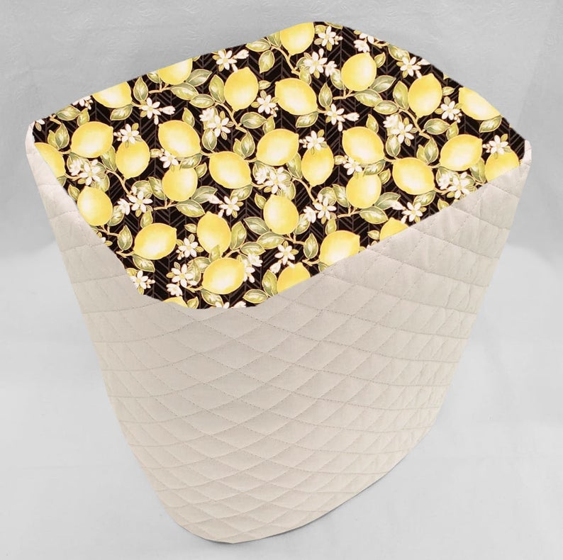 Lemon-printed fabric cover