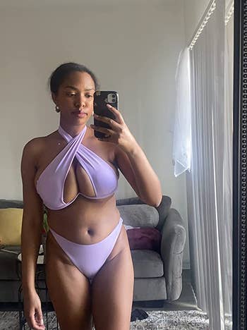 a reviewer shows the entire top and bottom set in purple