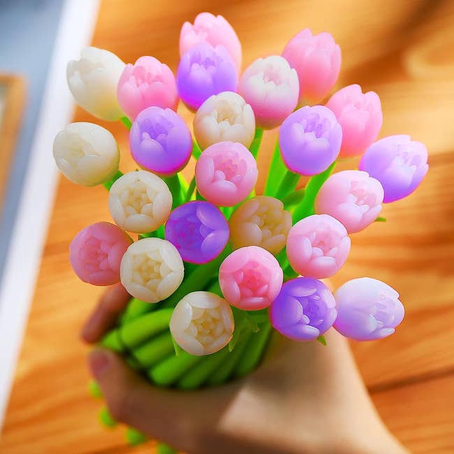 a bundle of tulip pens
