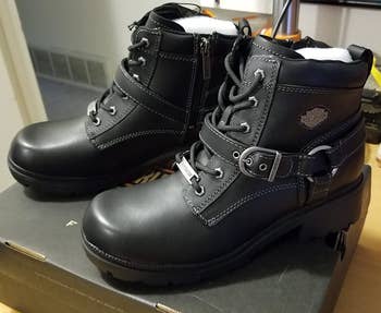 Reviewer image of black boots
