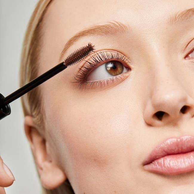 22 Best Brown Mascaras For Defined Lashes
