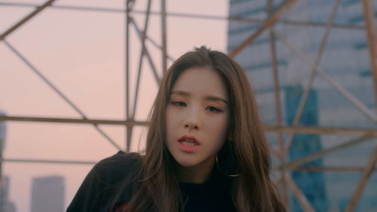 Which Loona Member Are You From The Shopping Spree You Go On? Which Loona Member Are You From The Shopping Spree You Go On?
