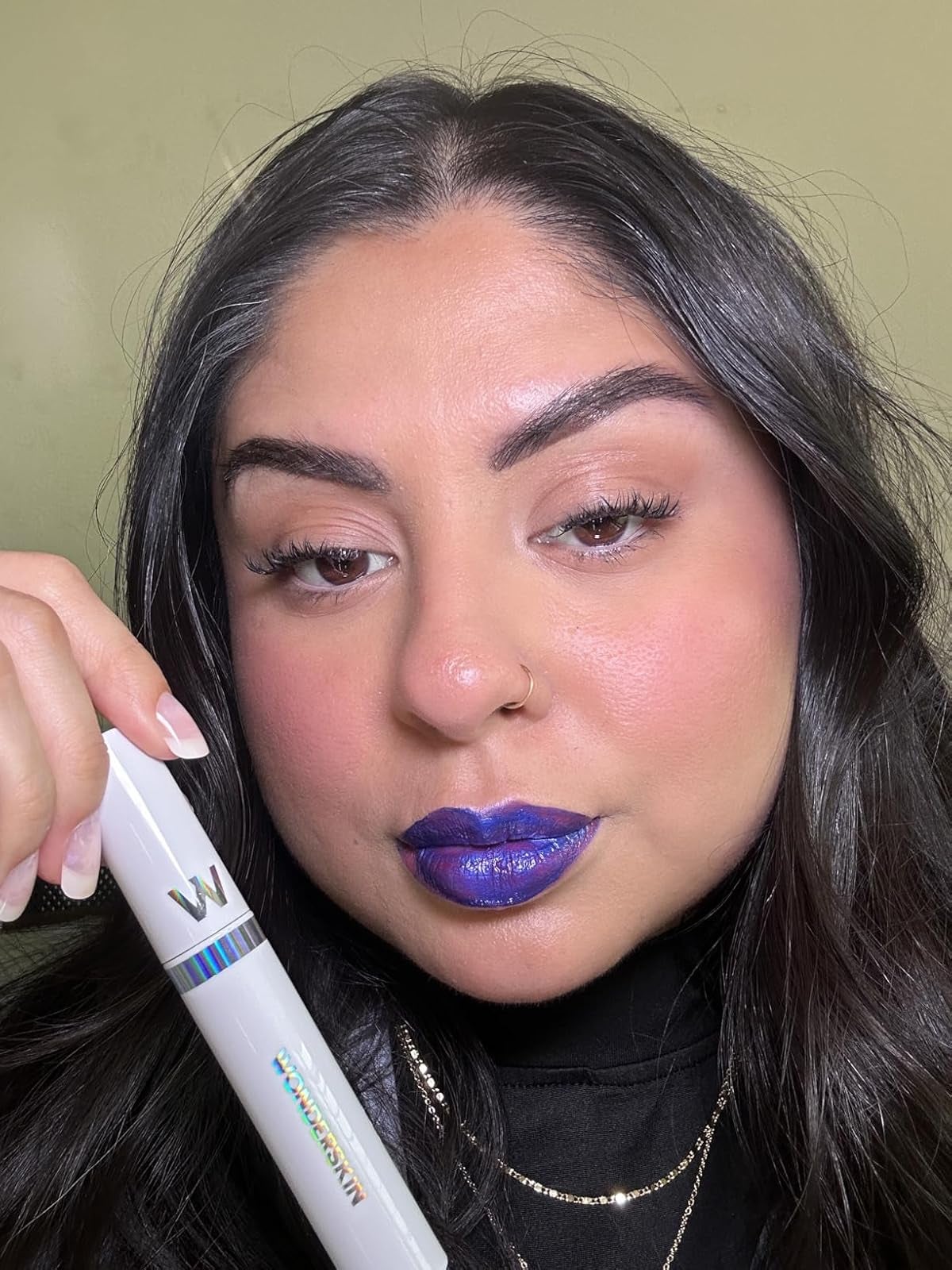 Lipstube: Beyond The Hype – Is It Worth It? - a7hrnlw