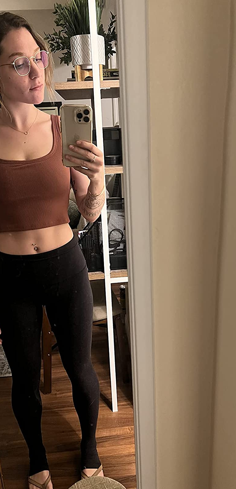 21 Best Workout Crop Tops To Feel The Breeze 2022