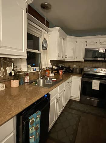 A reviewer shows their cabinets dark