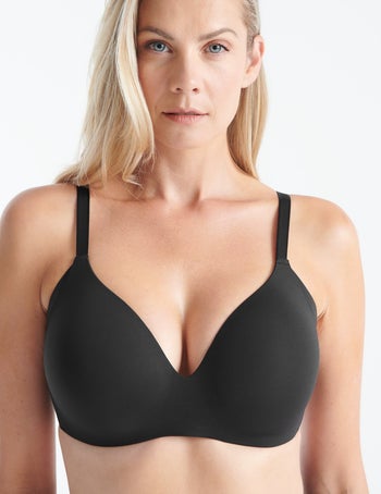 model wearing the black wireless contour bra