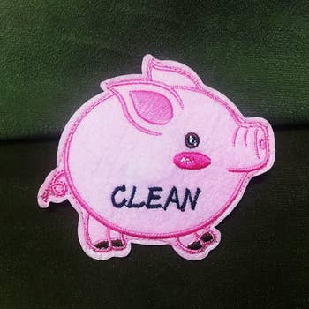pink pig with word 