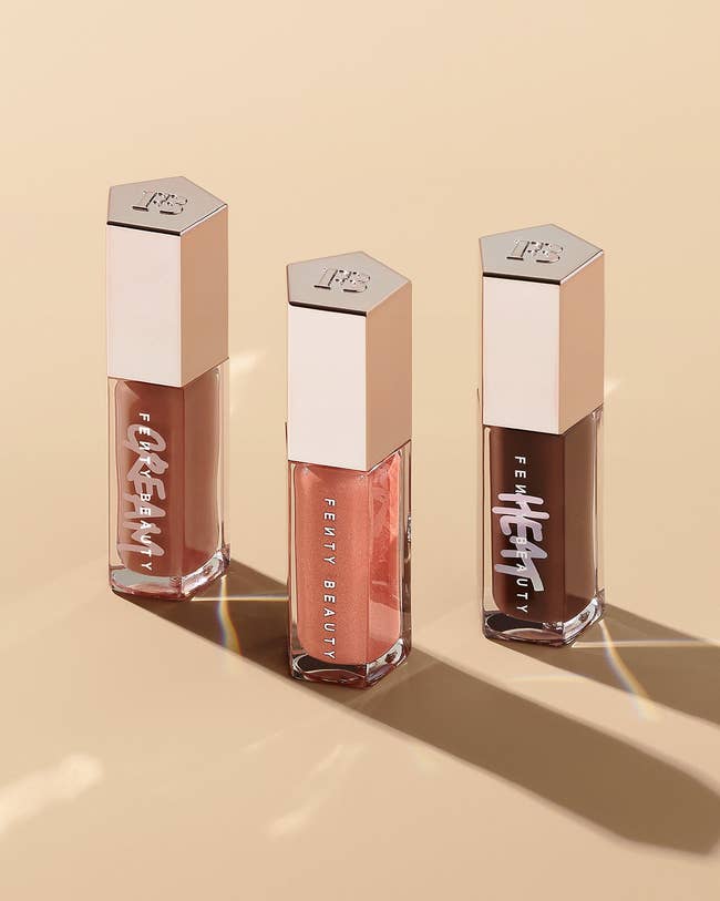 the gloss set with pink and brown lip gloss shades
