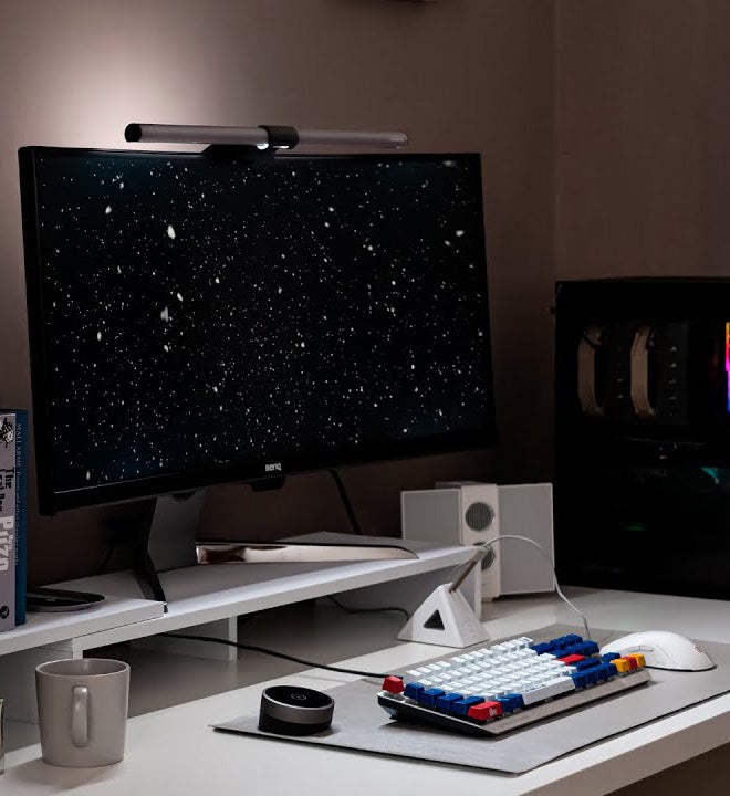 the benq squeenbar halo mounted on a monitor