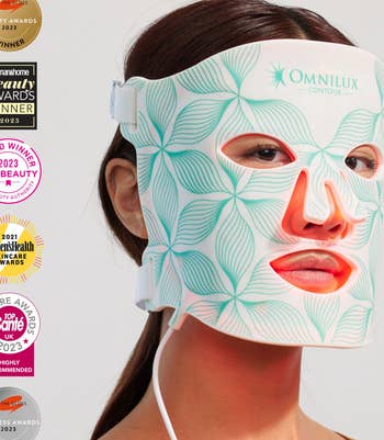 Person wearing Omnilux contour face mask