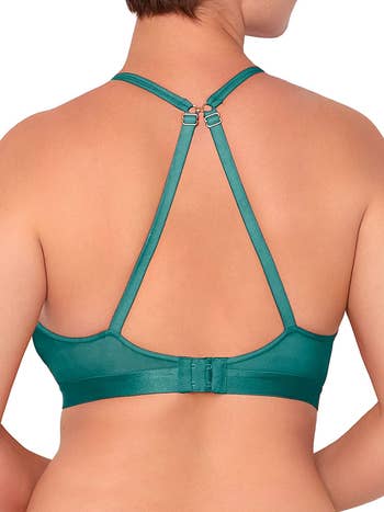 model showing the back of the bralette and how the straps can cross