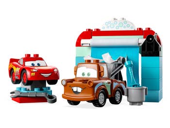 Lego Duplo car wash set