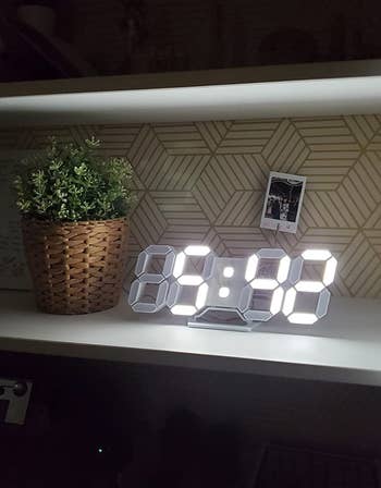 reviewer image of the LED clock