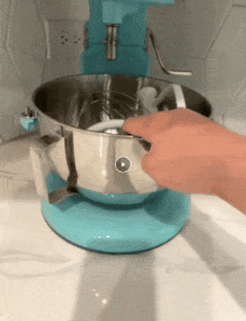 Menyesuaikan tangan mixer dudukan kepala miring di dapur
