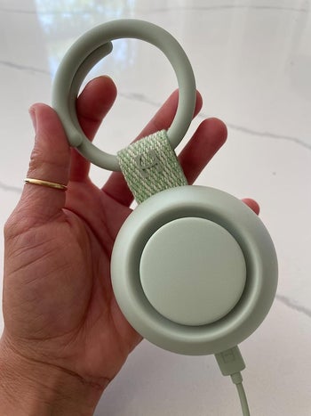 a light green hatch rest go