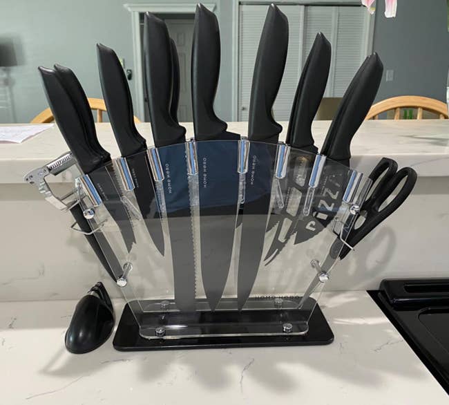 the black set of knives