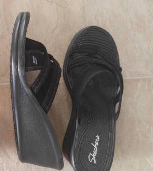 Reviewer image of black sandals