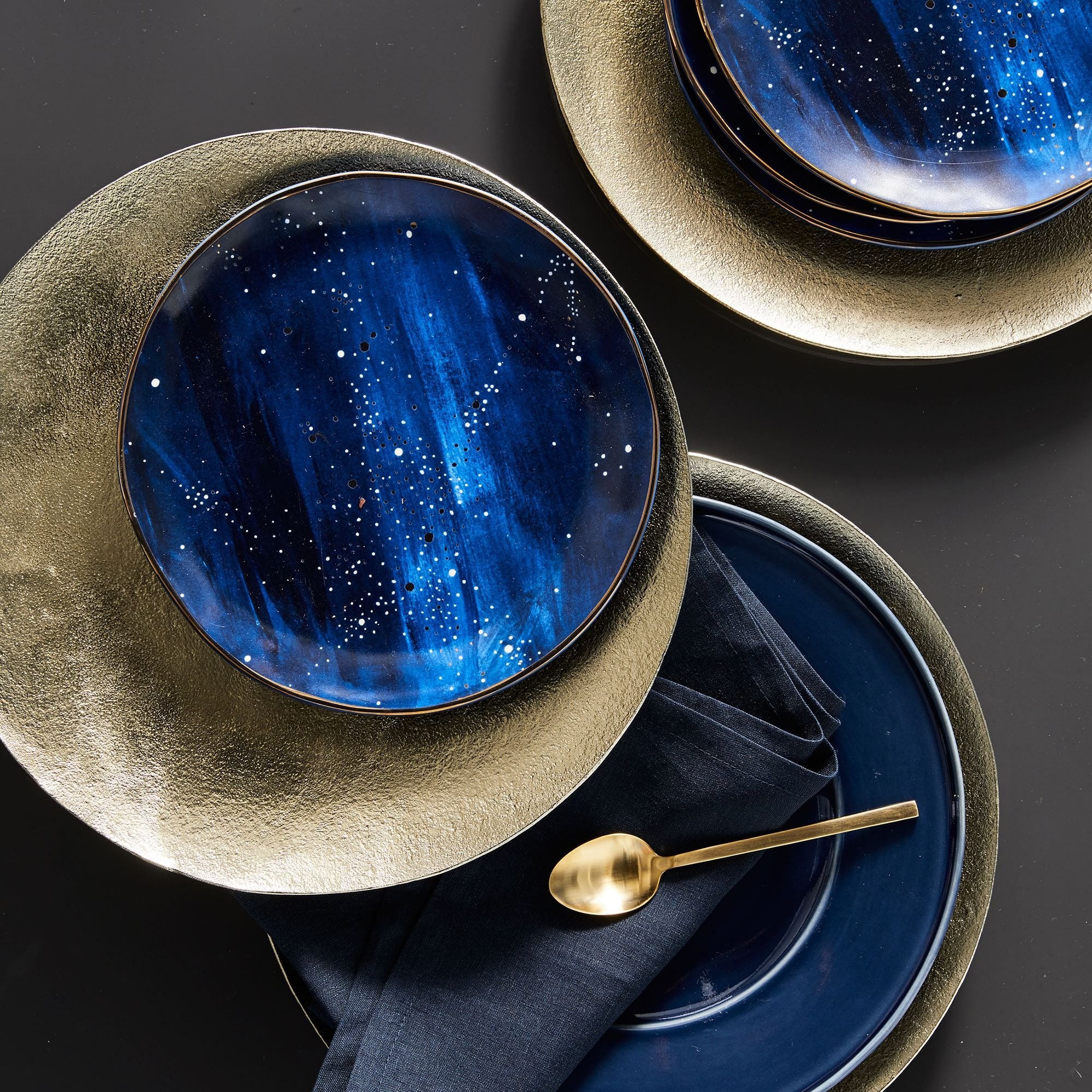 the blue constellation dinner plates