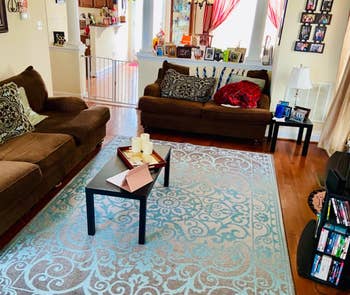 Reviewer image of blue/gray rug