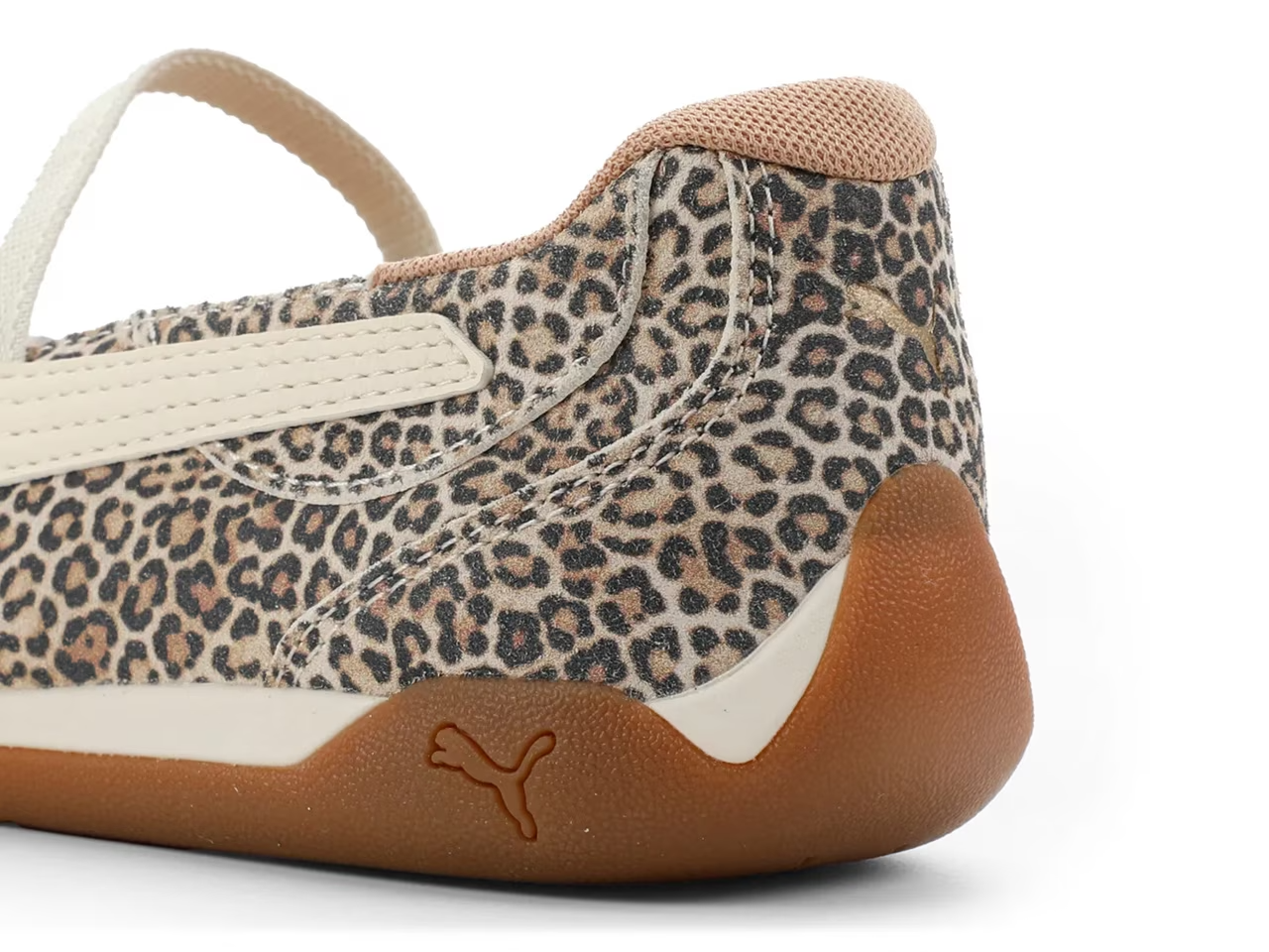 27 Comfy Travel Shoes From DSW You Need Now