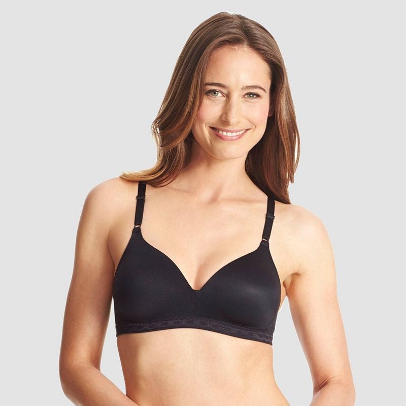 model wearing a black wireless bra