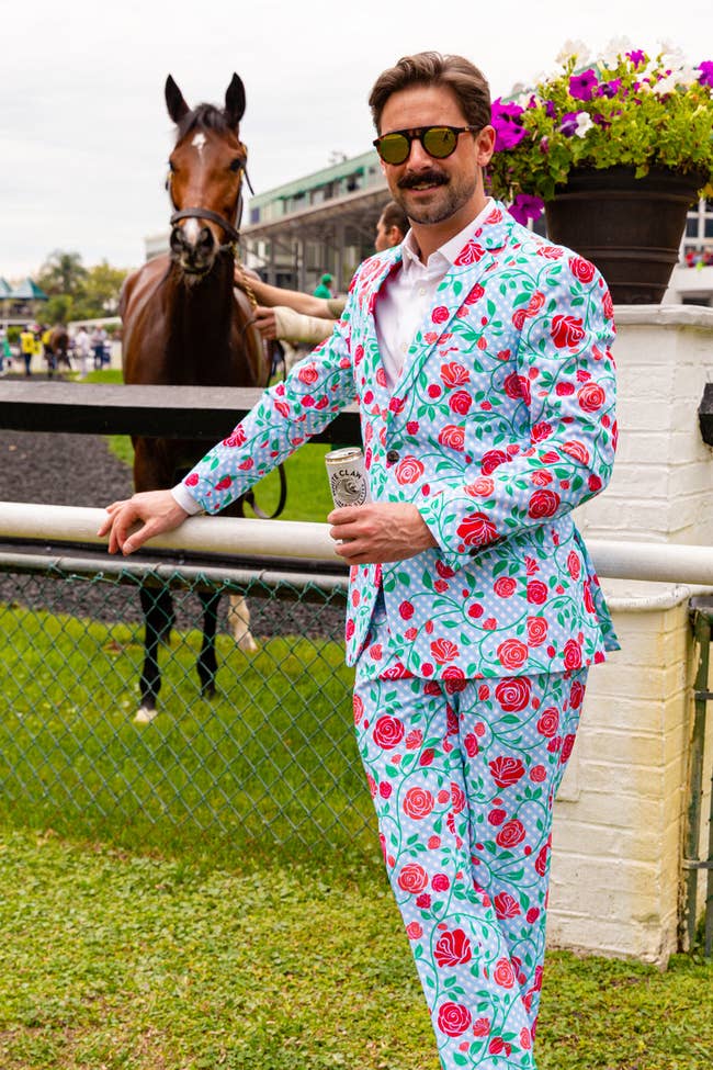 34 Cute Things To Wear To A Kentucky Derby Party