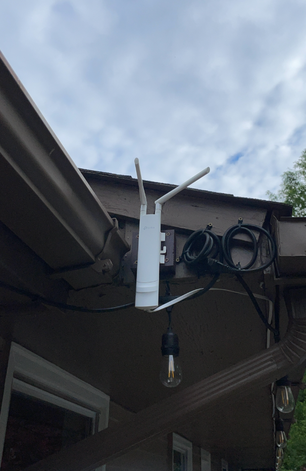 reviewer's photograph  of extender mounted to their roof