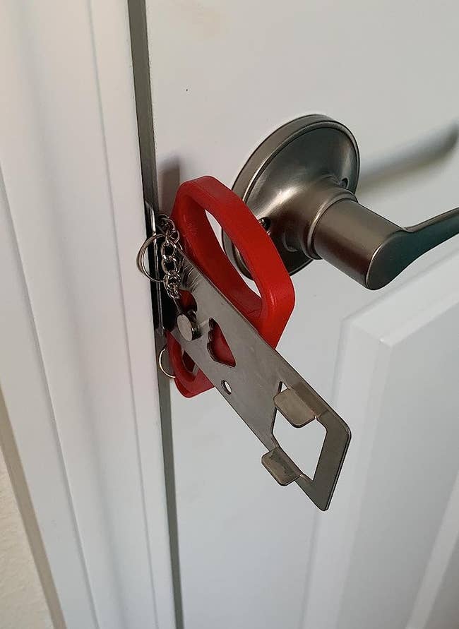 reviewer photo of the lock on door