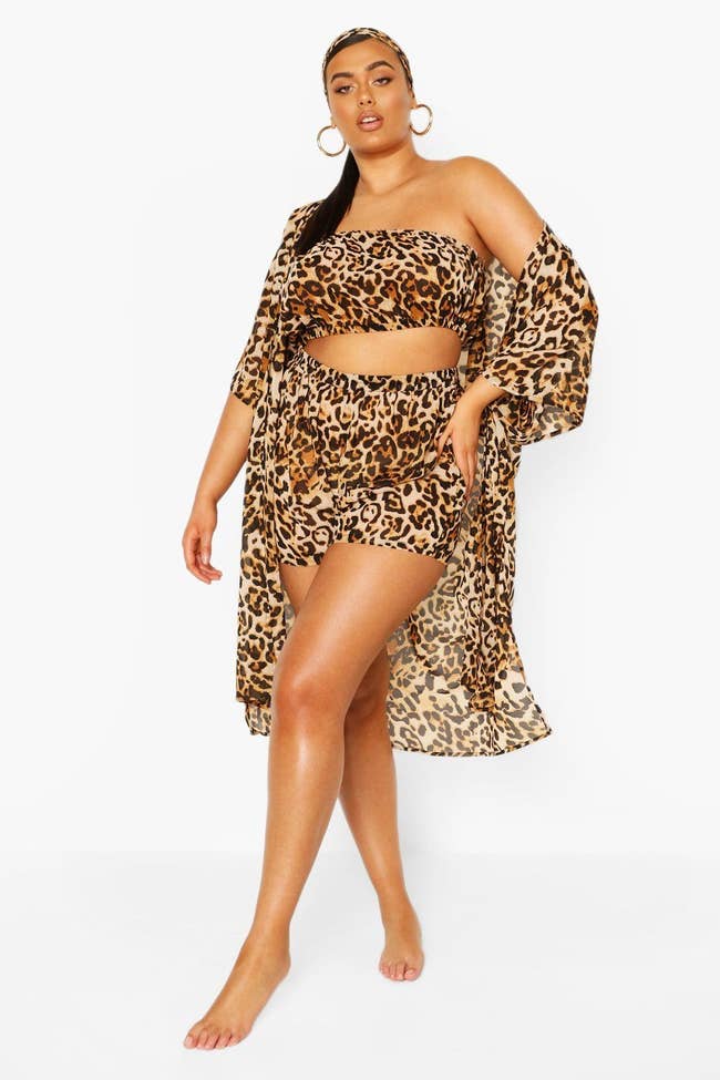 model wearing four piece leopard set