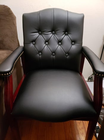 Affordable Office Chairs That Aren't Ugly But Are Still Good For