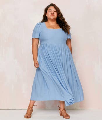 model wearing the nap dress in blue