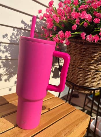 the hot pink simple modern tumbler
